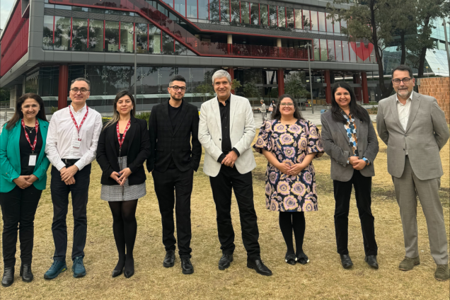 Delegacion-udec-en-la-western-sidney-university-sept24-1024x682