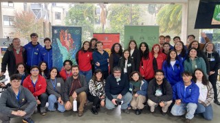 Parte del equipo organizador y de los monitores de los stands de las reparticiones participantes 